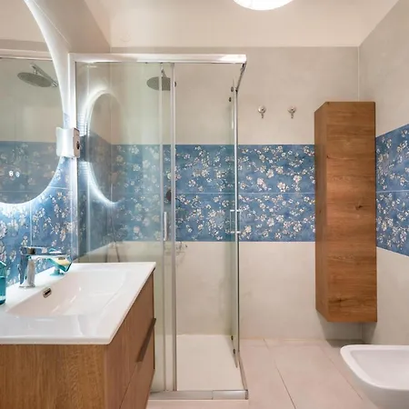 Guesthost - Reb's House Апартаменты Катания