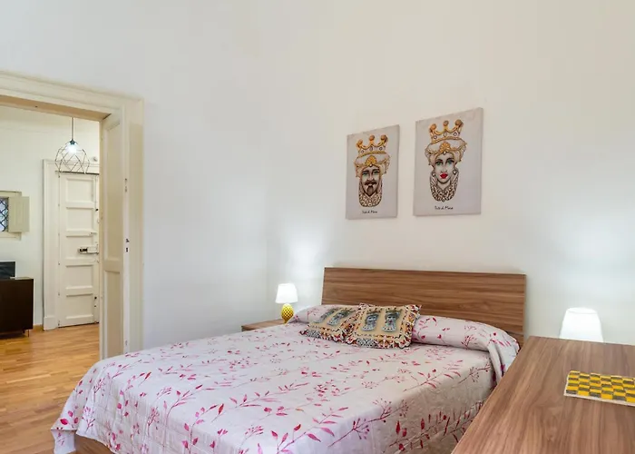 Апартаменты Guesthost - Reb's House