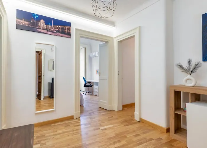 Апартаменты Guesthost - Reb's House Катания