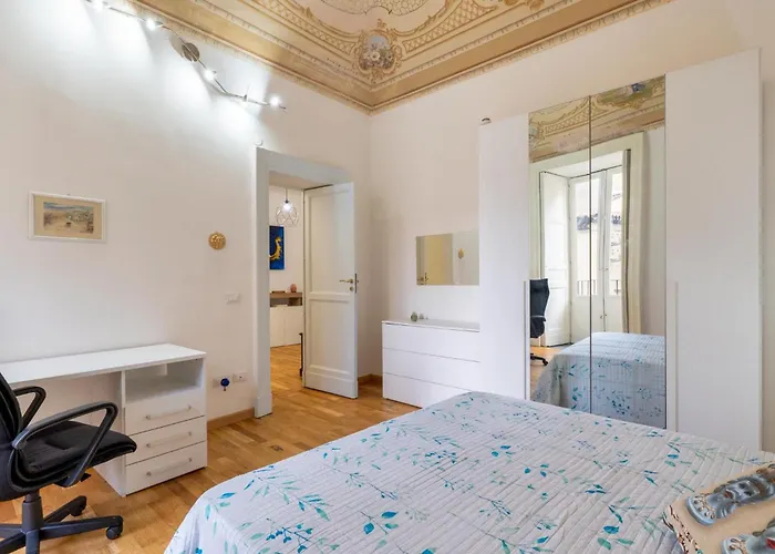 Guesthost - Reb's House Апартаменты